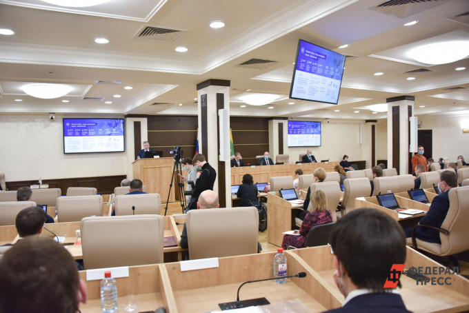В гордуме Екатеринбурга анонсировали заседания комиссий. В повестке - итоги военного призыва и бюджет