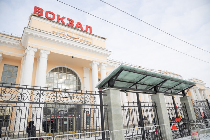 Мэр Орлов утвердил проект перехода между станцией метро и ЖД вокзалом