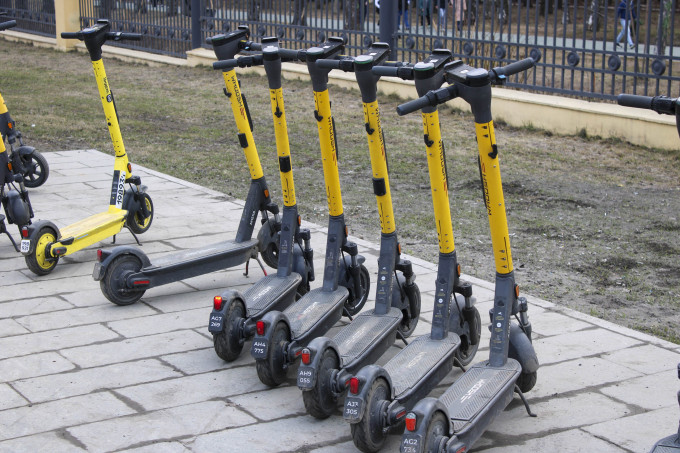 «Там целый набор, дорожная карта»: мэр Челябинска анонсировал новые правила для кикшеринга