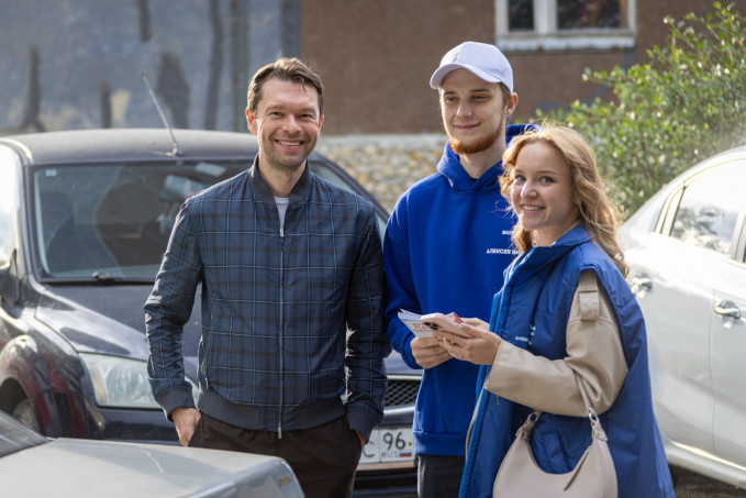 Екатеринбургский депутат Вихарев по просьбе жителей провел праздники во дворах на Эльмаше