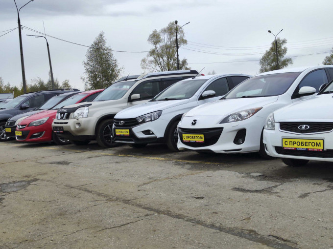 Эксперты назвали среднюю стоимость автомобиля с пробегом в Свердловской области