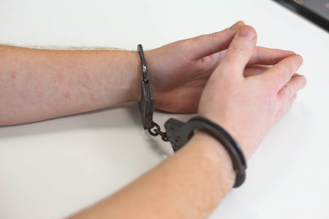 В Екатеринбурге сотрудники ФСБ задержали финансировавшего ВСУ мужчину