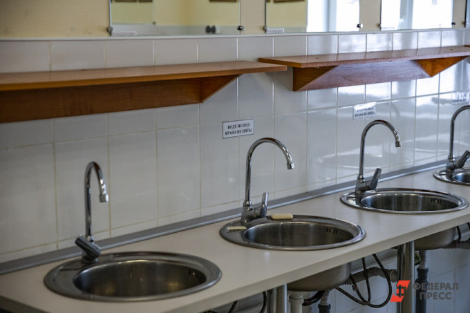 В Кургане без воды остались детсады, университет и десятки домов