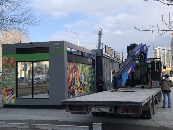 В Екатеринбурге выросло количество жалоб на киоски во дворах