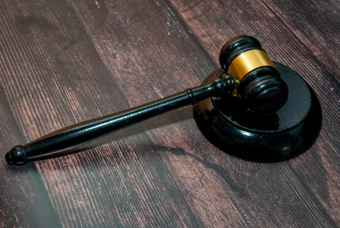 В Свердловской области арестовали вице-мэра Ревды по делу о взятке