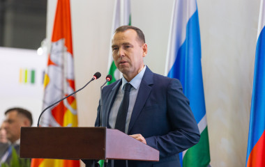 Губернатор Шумков: «Не люблю людей, которые болтают»