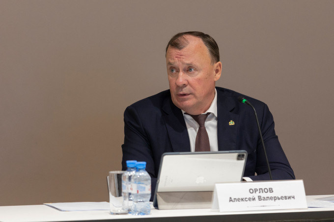 Глава Екатеринбурга Орлов потребовал усилить контроль за мигрантами