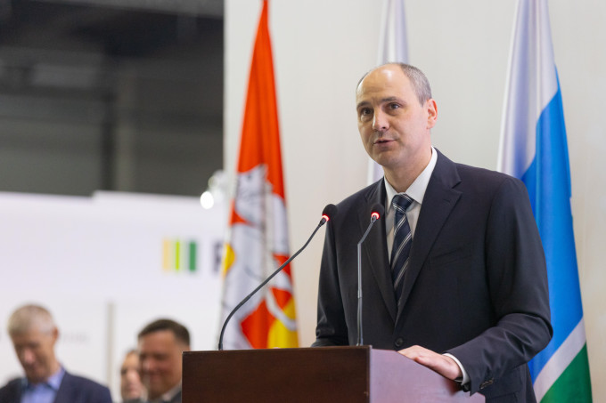 Паслер назначил новых челнов свердловского правительства