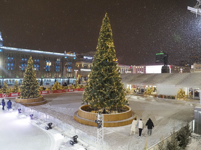 Екатеринбург стал одним из самых популярных и дорогих городов в новогодние праздники