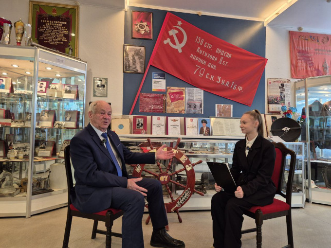 В рамках проекта «Продолжение следует 2.0» школьники из УрФО активно снимают свои первые видеоинтервью