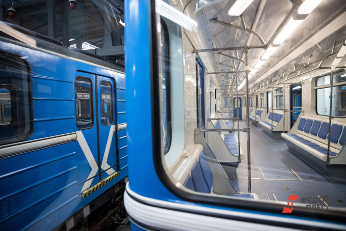 Екатеринбургу направят миллиард рублей на развитие метро и закупку новых трамваев