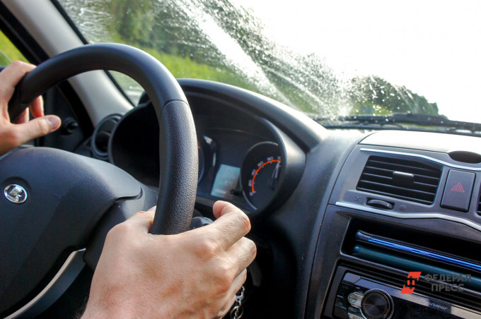 Зарплата водителей в Свердловской области превысила 100 тысяч рублей