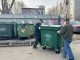 В Екатеринбурге бесплатно заменяет сломанные и сожженные вандалами мусорные контейнеры