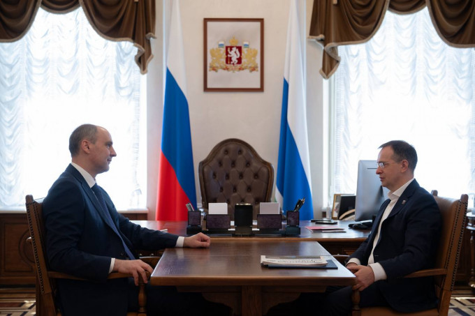 Денис Паслер встретился с Владимиром Мединским в Екатеринбурге