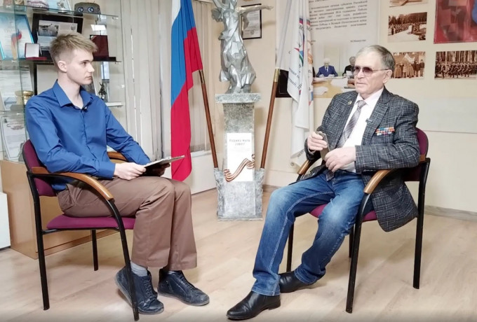В семи городах трудовой доблести Урала и Сибири появятся фотовыставки, которые объединят ветеранов труда и подростков