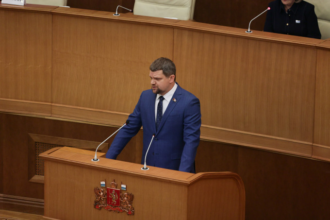 Приставы взыскивают с депутата свердловского заксобрания более 6,5 млн рублей