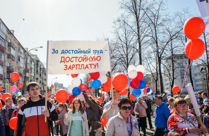 В Шадринской администрации начали следить за зарплатами