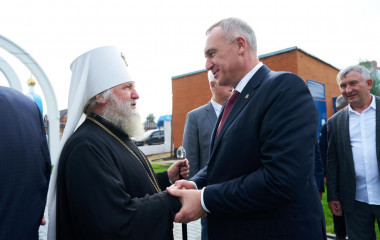 В Белом Яре открыли памятник Николаю II: Кухарук назвал монумент символом преемственности поколений